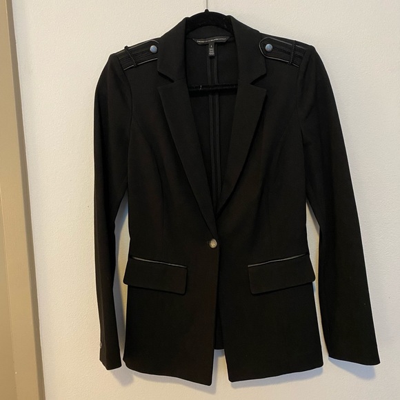 White house black market fitted black blazer - Picture 2 of 4